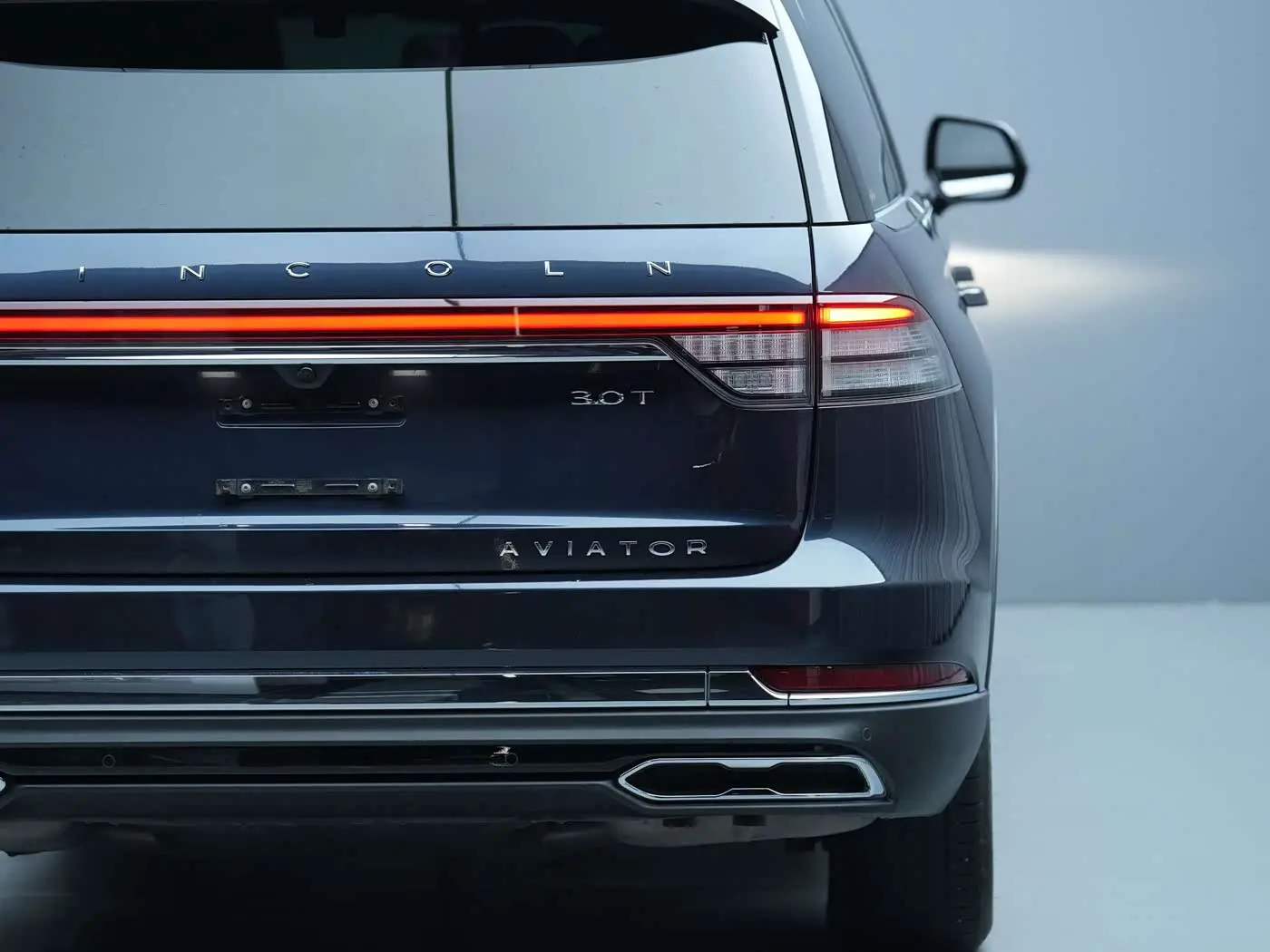 Lincoln Aviator 2023 — ფოტო 5/20