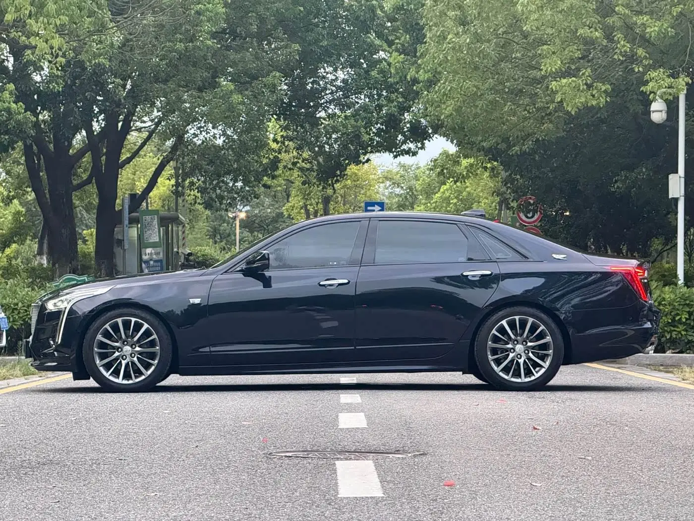 Cadillac CT6 2023 — ფოტო 2/20