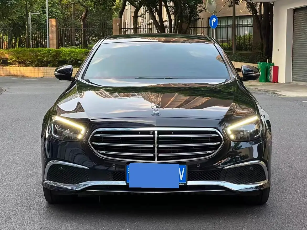 Mercedes-Benz E-Class, 2022