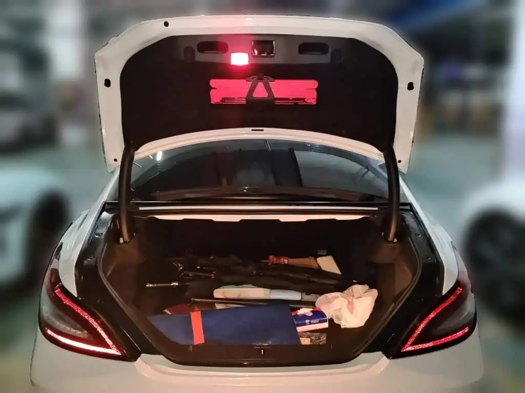 Mercedes-Benz CLS 2015 — Photo 10/20