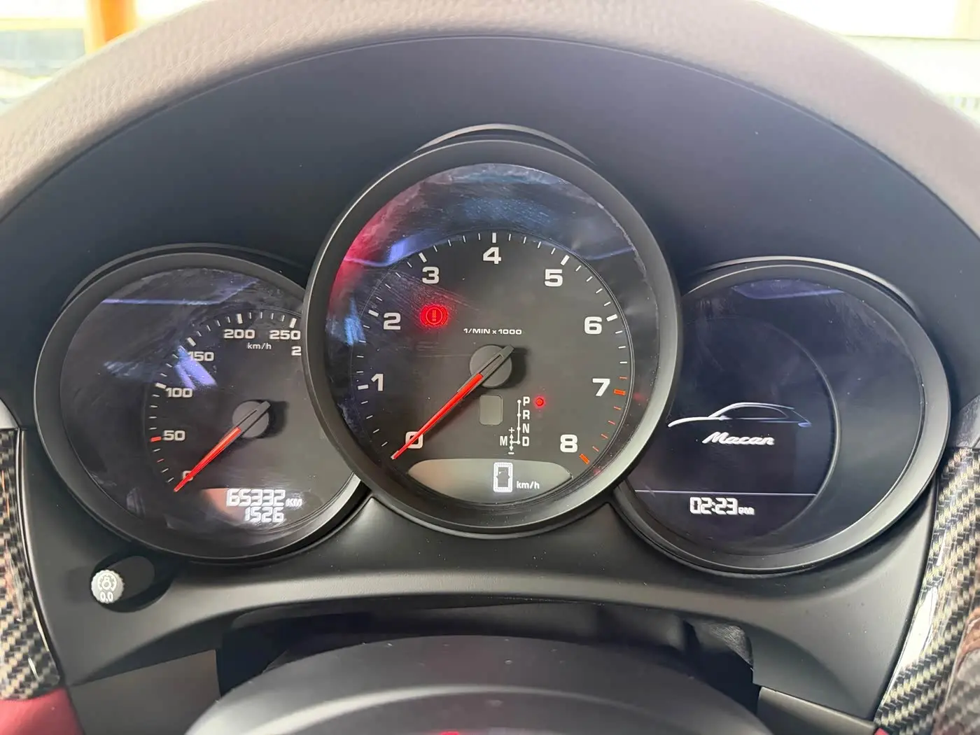 Porsche Macan 2022 — Photo 18/18
