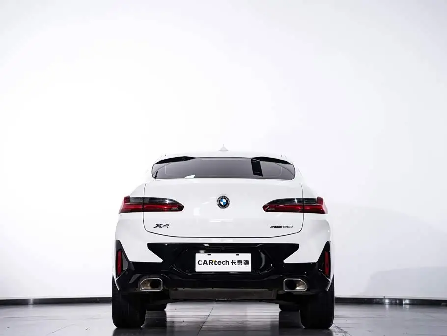 BMW X4 2023 — Photo 7/20