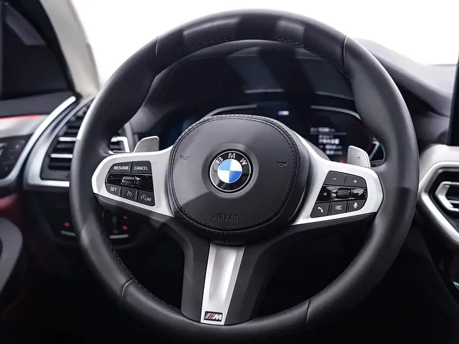 BMW X4 2023 — Photo 15/20