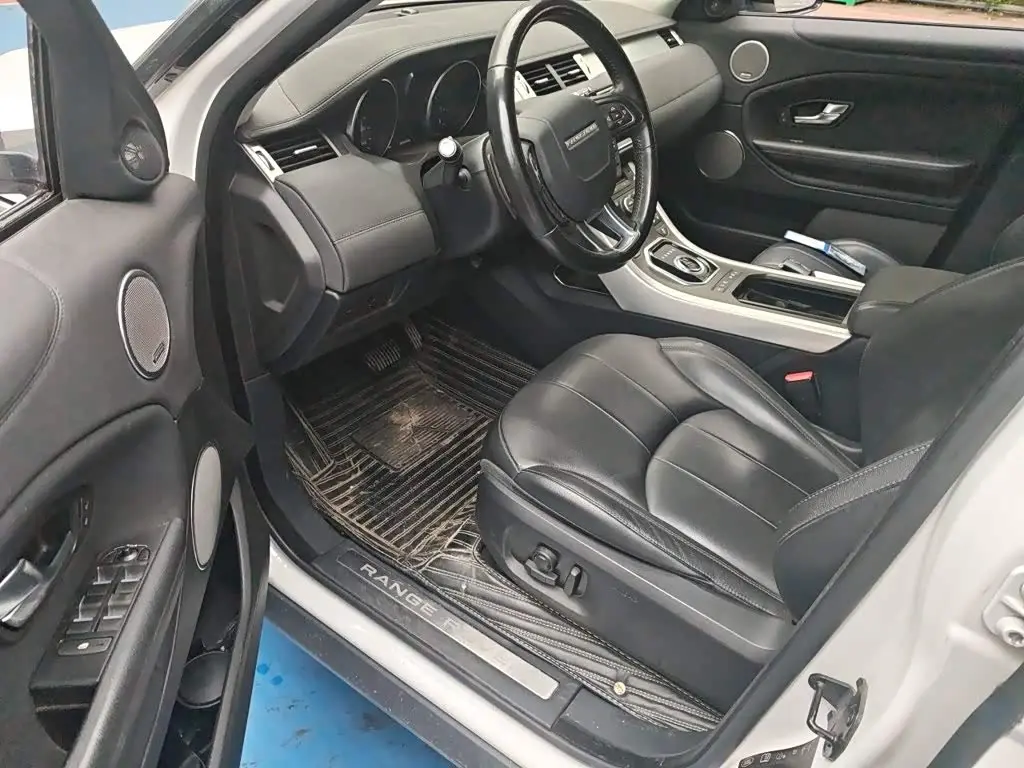Land Rover Range Rover Evoque 2018 — Фото 14/20
