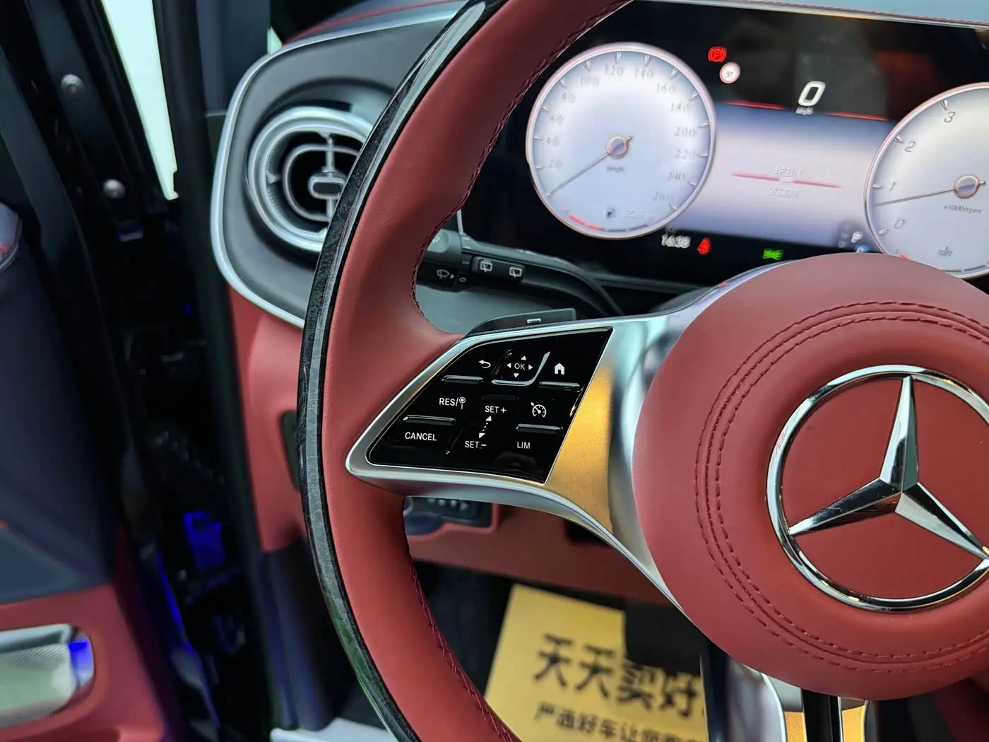Mercedes-Benz Vito 2025 — Photo 17/20