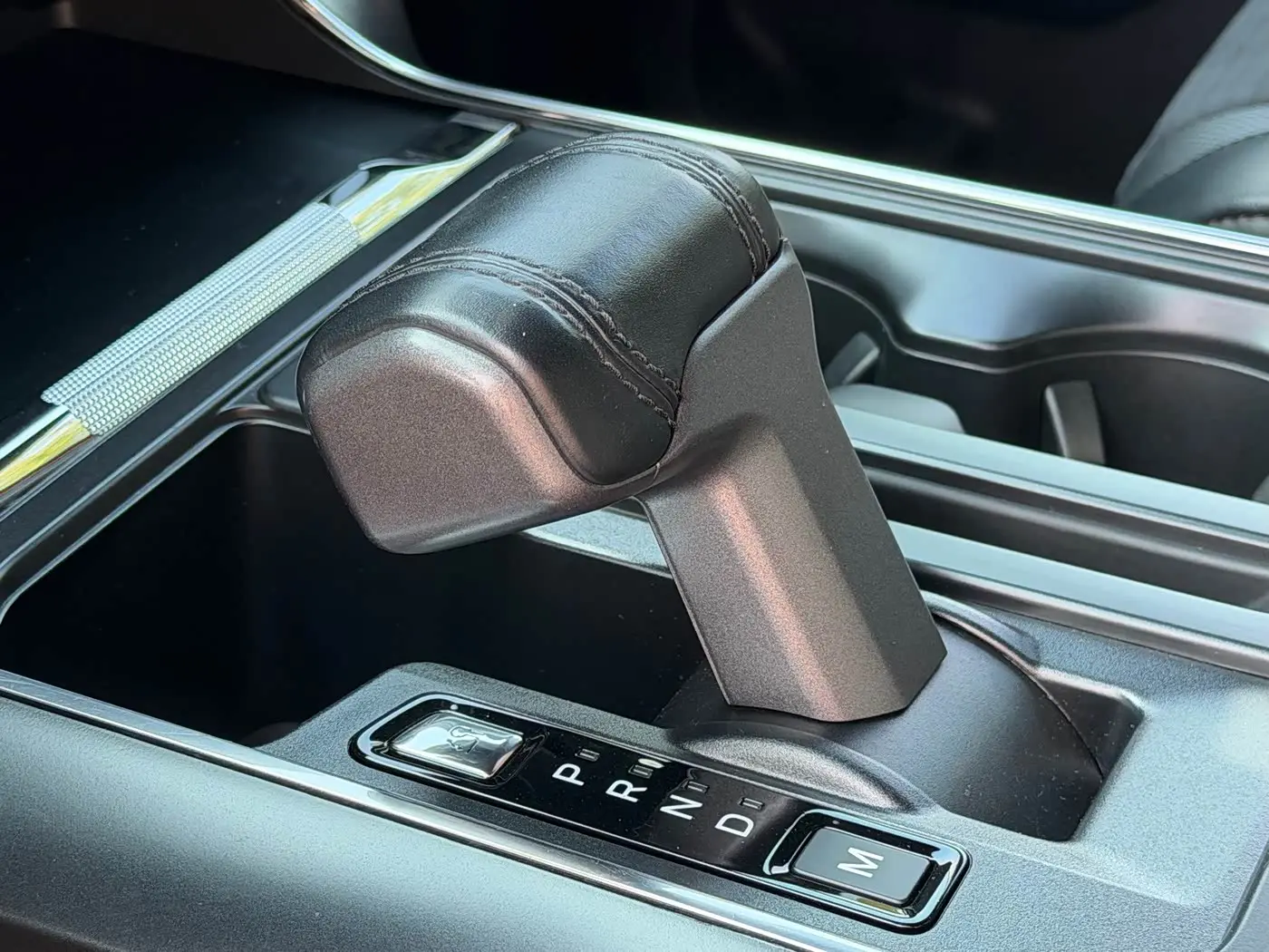 Ford F-150 Raptor 2023 — Photo 11/17