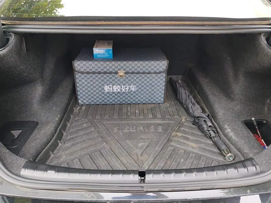 BMW 5 Series 2023 — Photo 4/16