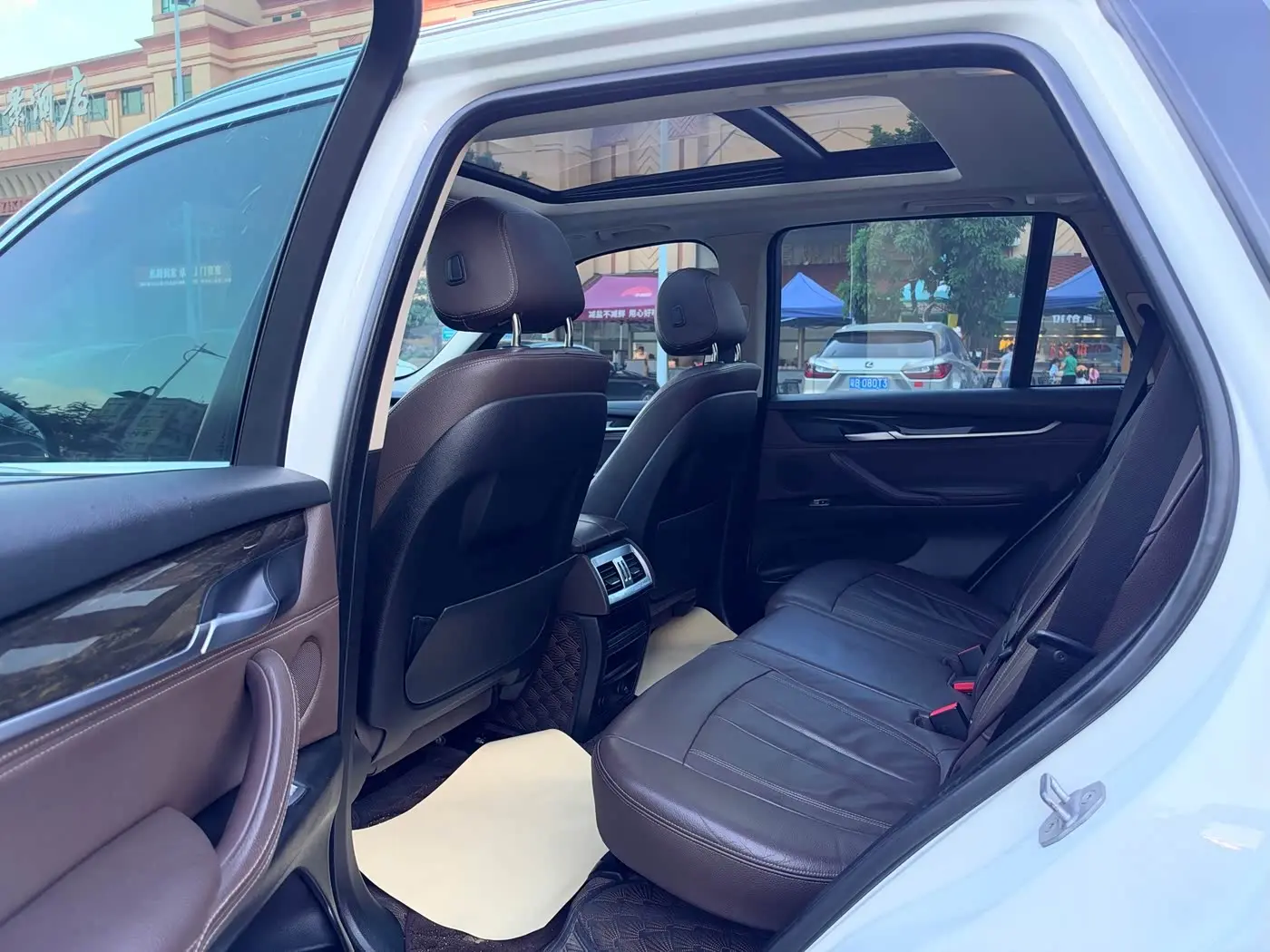 BMW X5 2015 — Photo 12/19