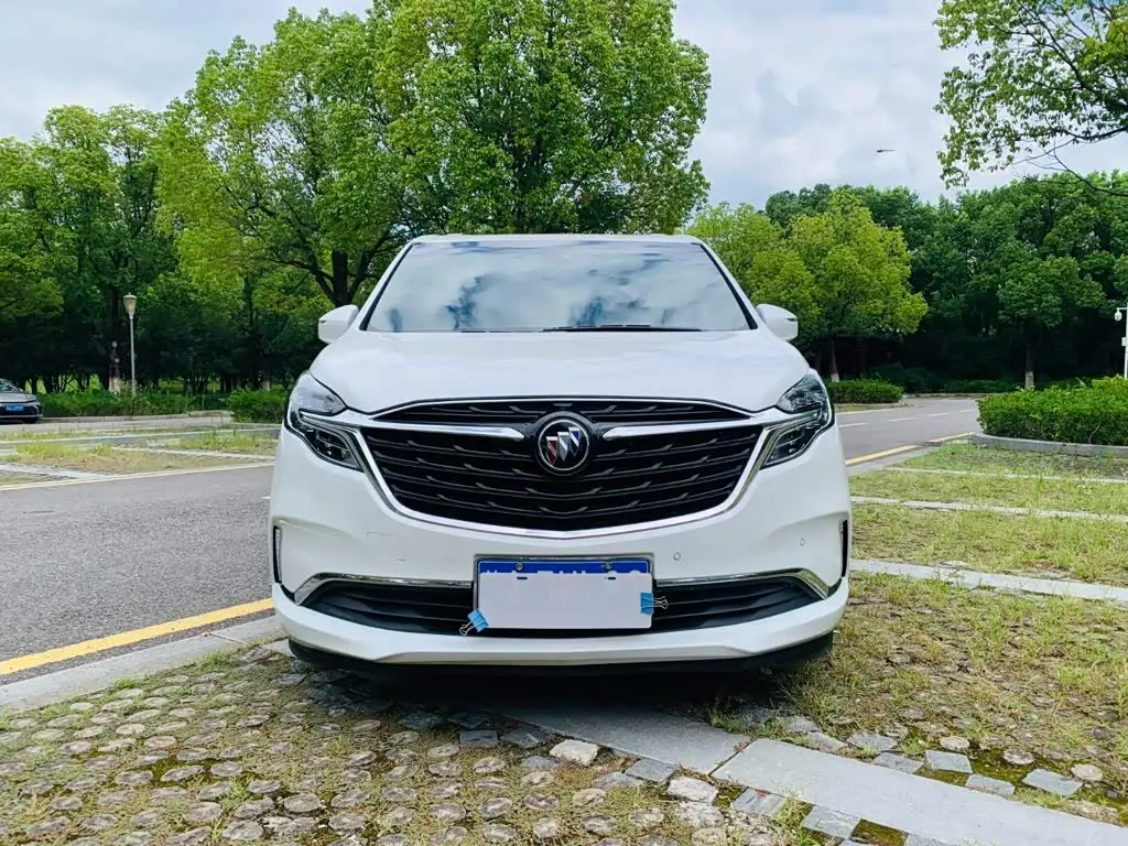 Buick GL8 2021 — Photo 3/20