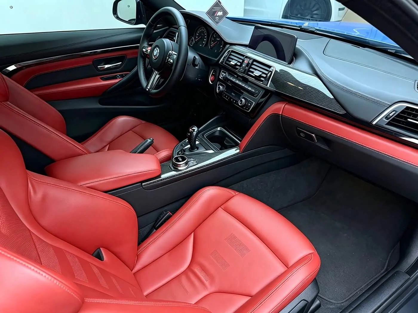 BMW M4 2018 — Şəkil 12/20