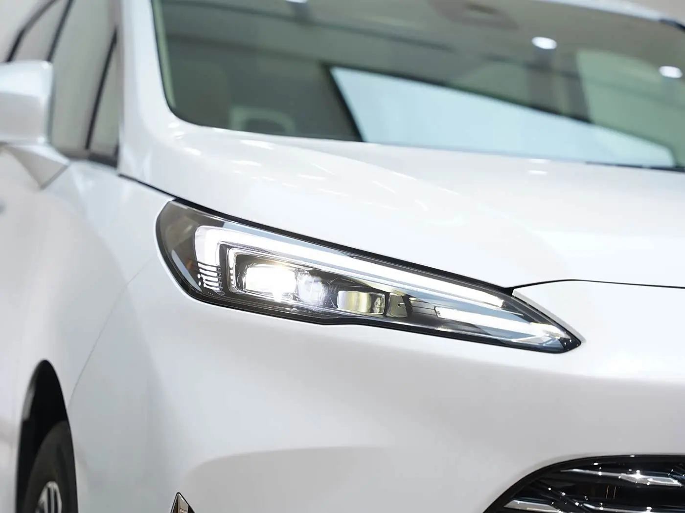 Buick GL8 New Energy 2025 — Şəkil 7/18