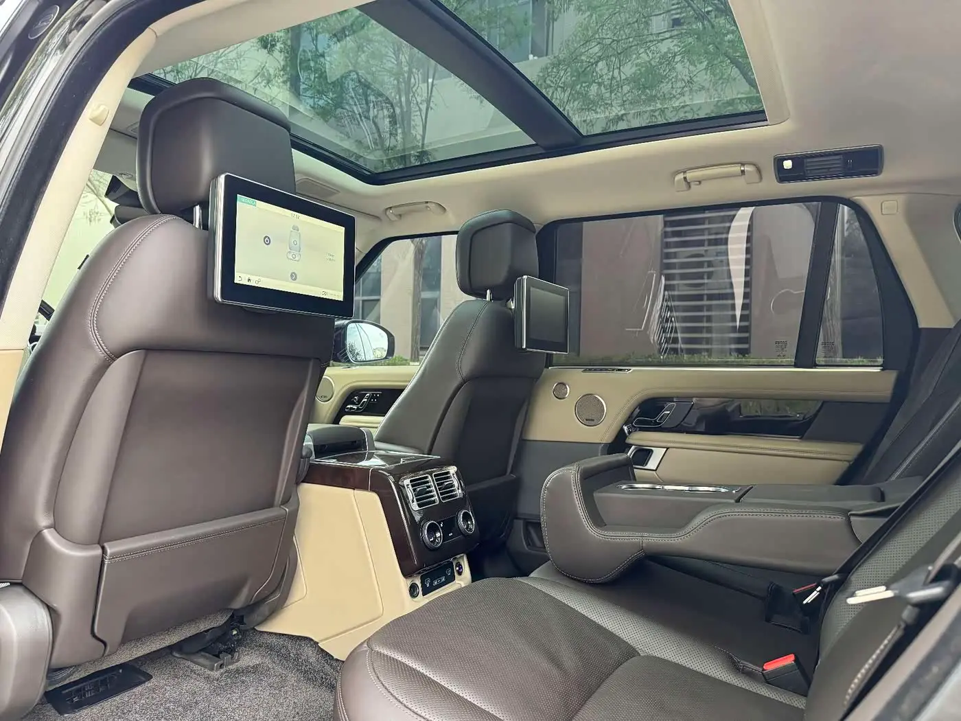 Land Rover Range Rover 2021 — Фото 9/20