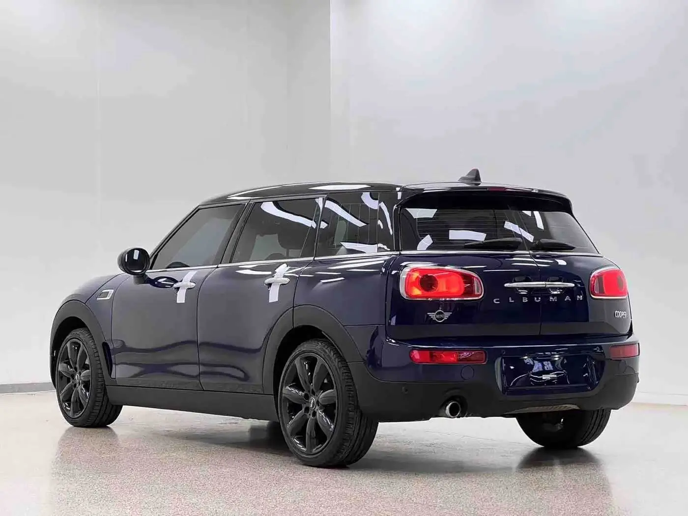 MINI CLUBMAN 2019 — Photo 5/20