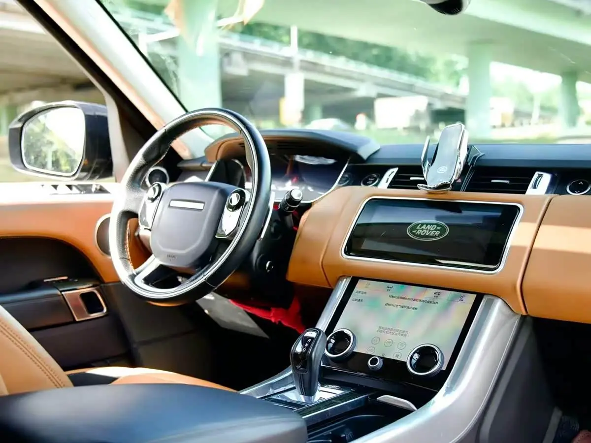 Land Rover Range Rover Sport 2019 — Фото 8/13