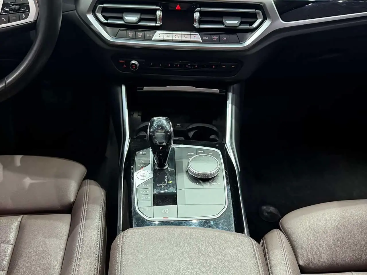 BMW 3 Series 2021 — ფოტო 12/20