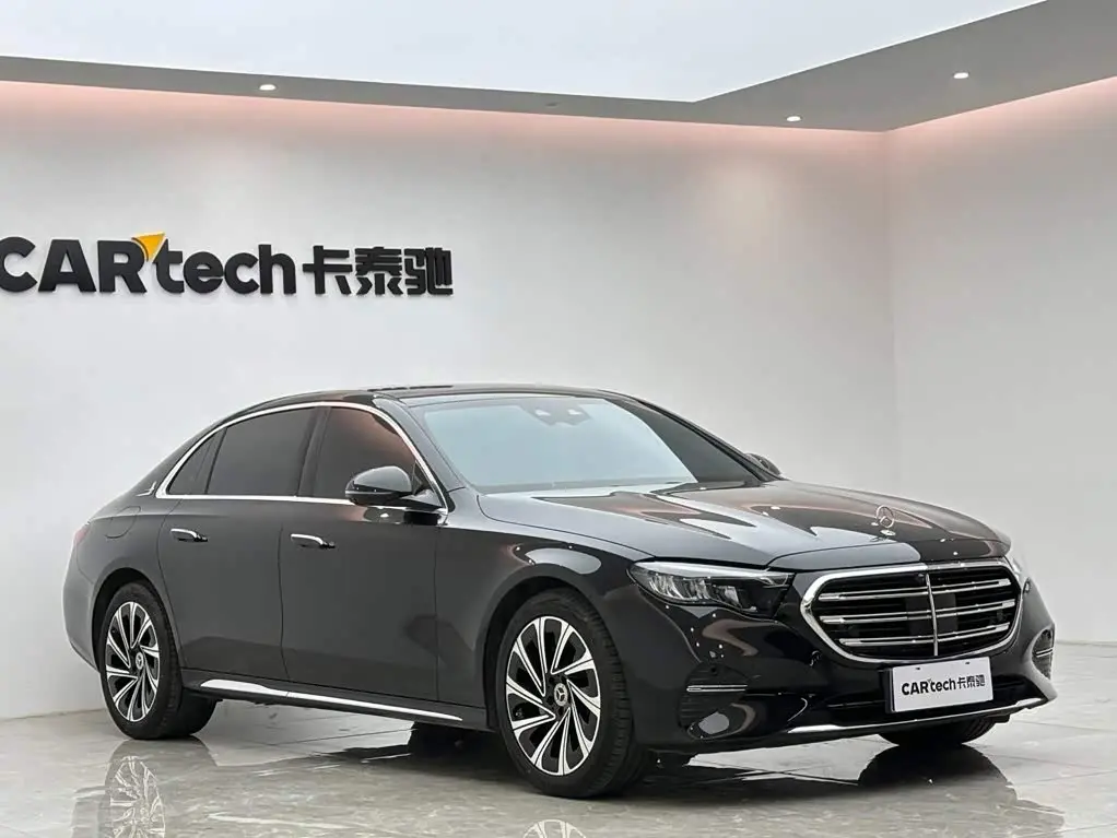 Mercedes-Benz E-Class 2024 — Фото 6/16