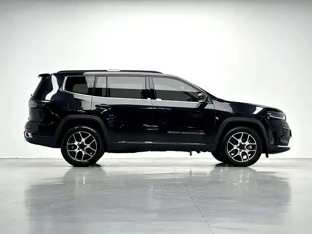 Jeep Grand Commander 2022 — Фото 4/10