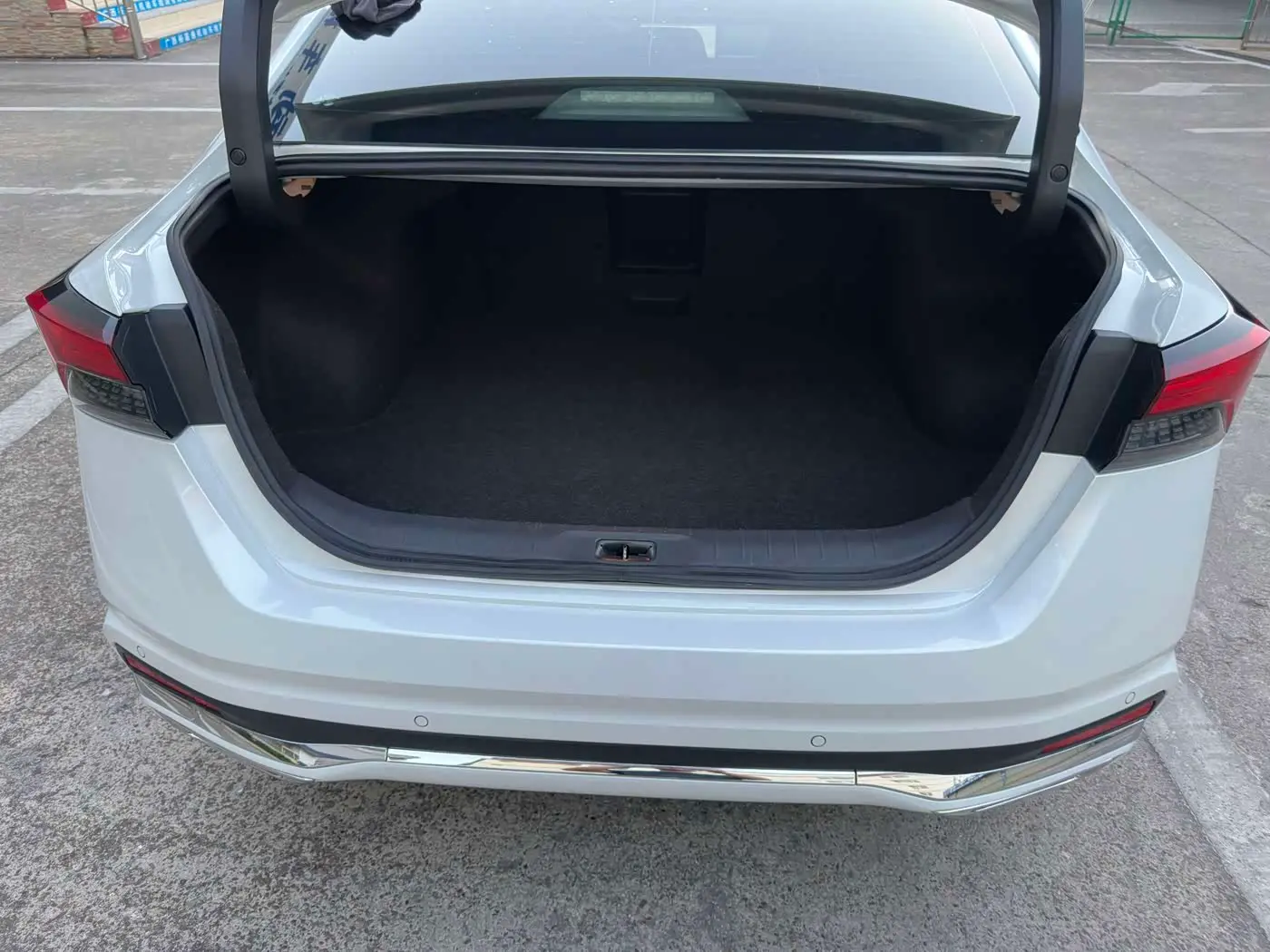 Nissan Teana 2023 — Photo 15/20