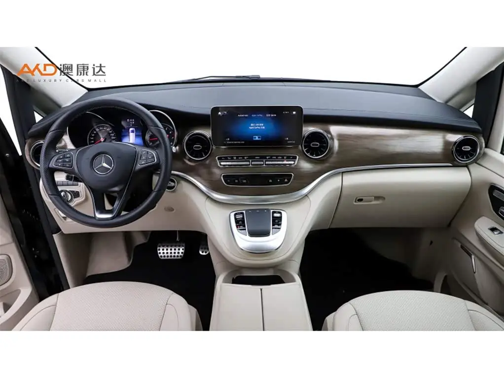 Mercedes-Benz V-Class 2023 — Photo 5/11