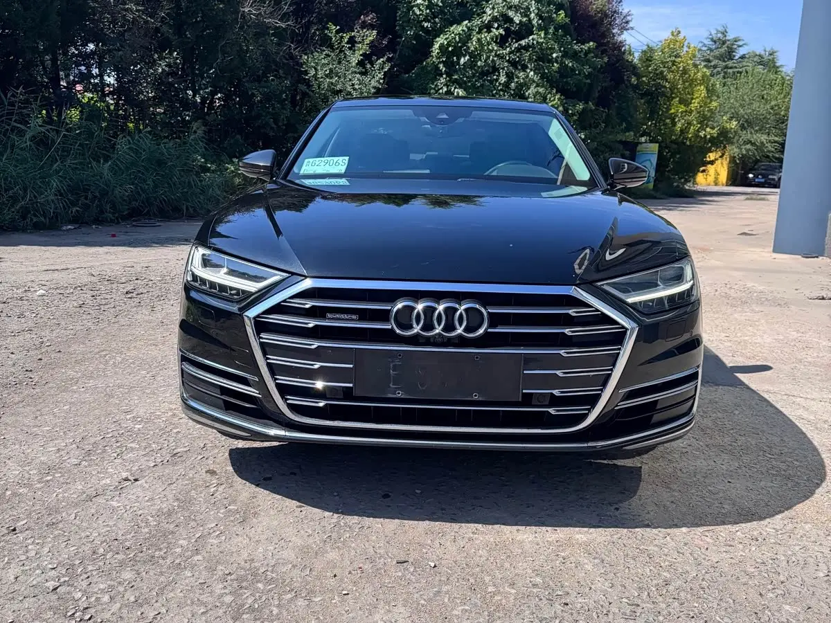 Audi A8 2021 — ფოტო 2/9