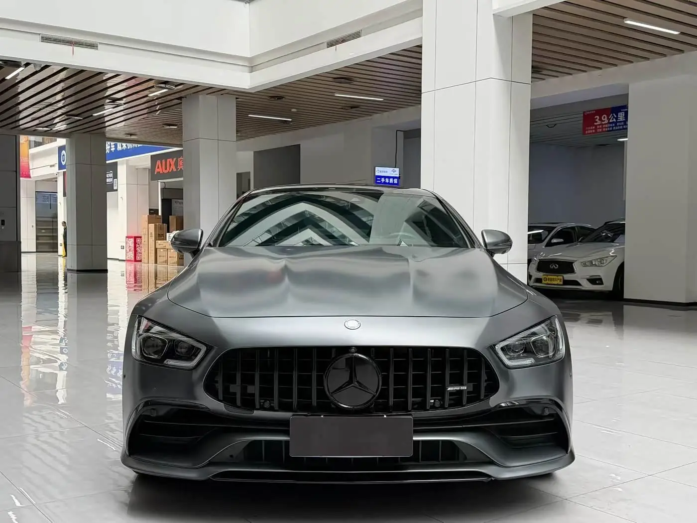 Mercedes-Benz AMG GT 2023 — Фото 2/9