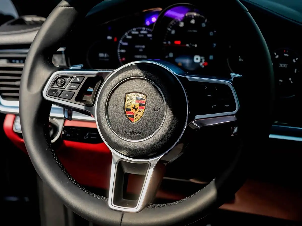 Porsche Panamera 2018 — Photo 13/20