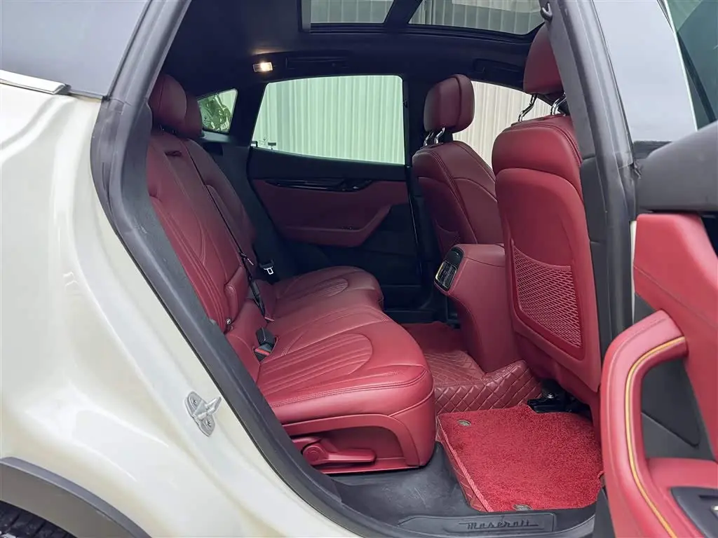 Maserati Levante 2019 — Photo 12/17