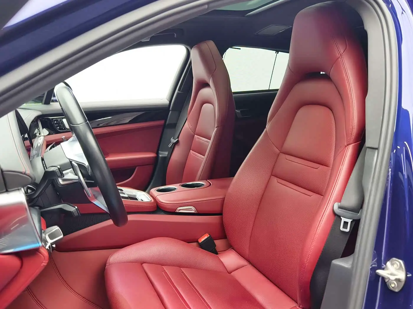 Porsche Panamera 2020 — Photo 8/13