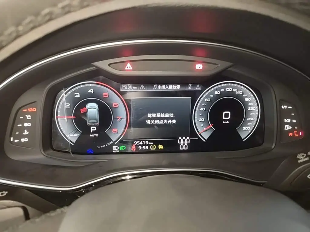 Audi Q7 2023 — Фото 12/20