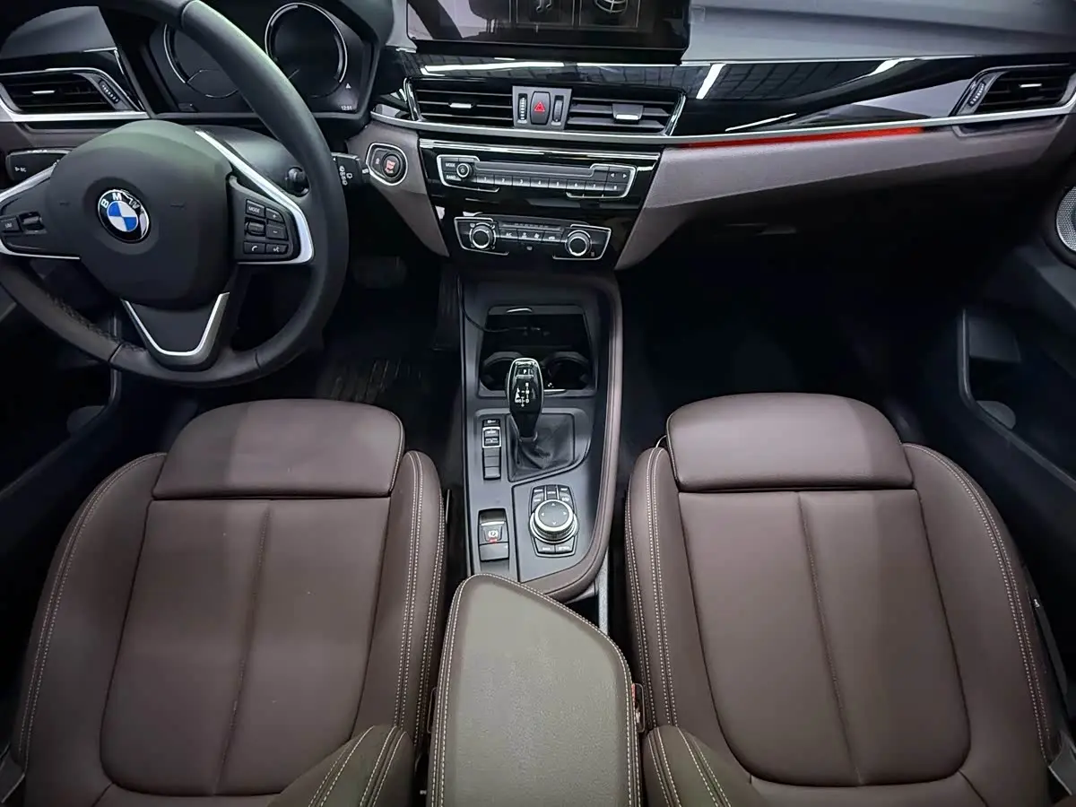 BMW X1 2023 — Фото 10/20
