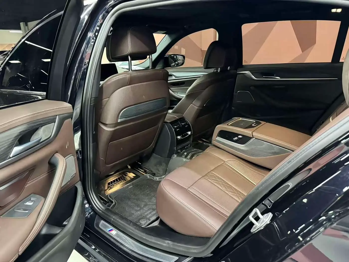 BMW 5 Series 2022 — Photo 5/10