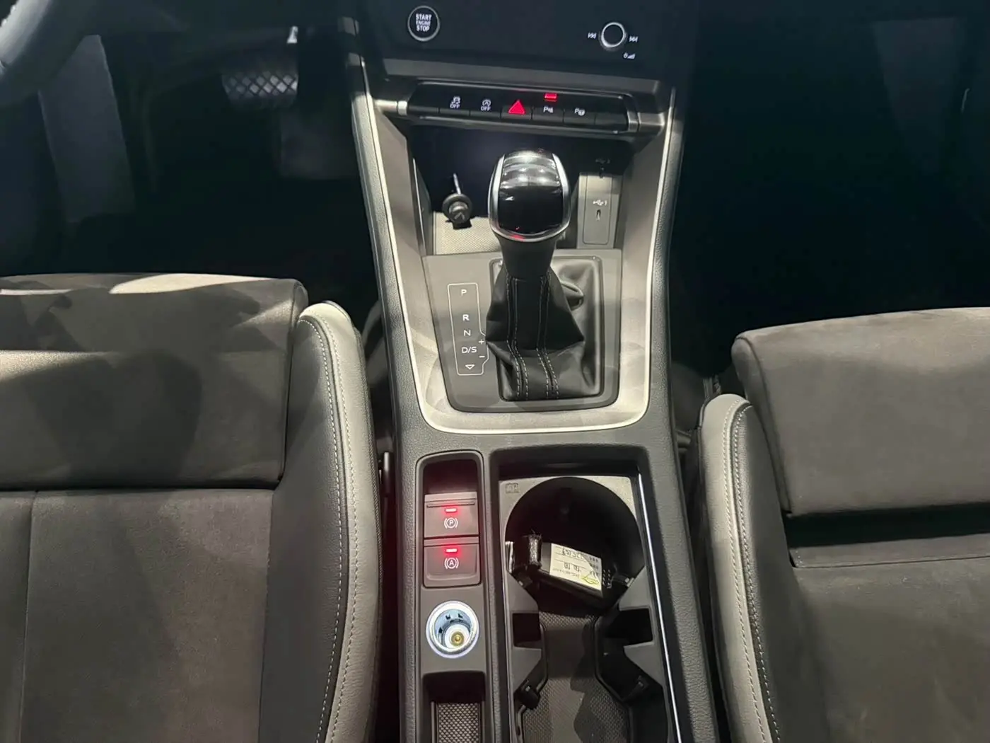 Audi Q3 2022 — Photo 13/20