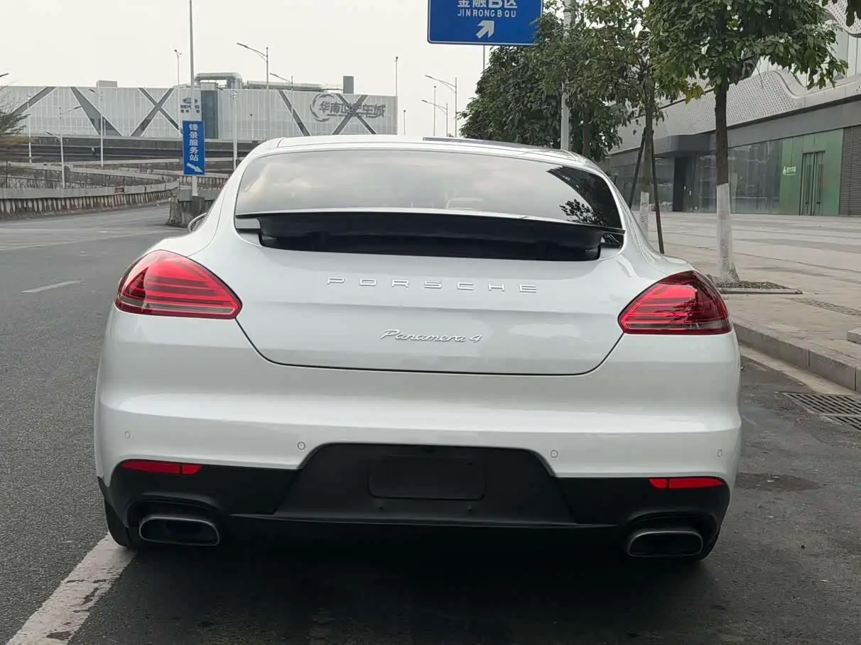 Porsche Panamera 2014 — Photo 5/20