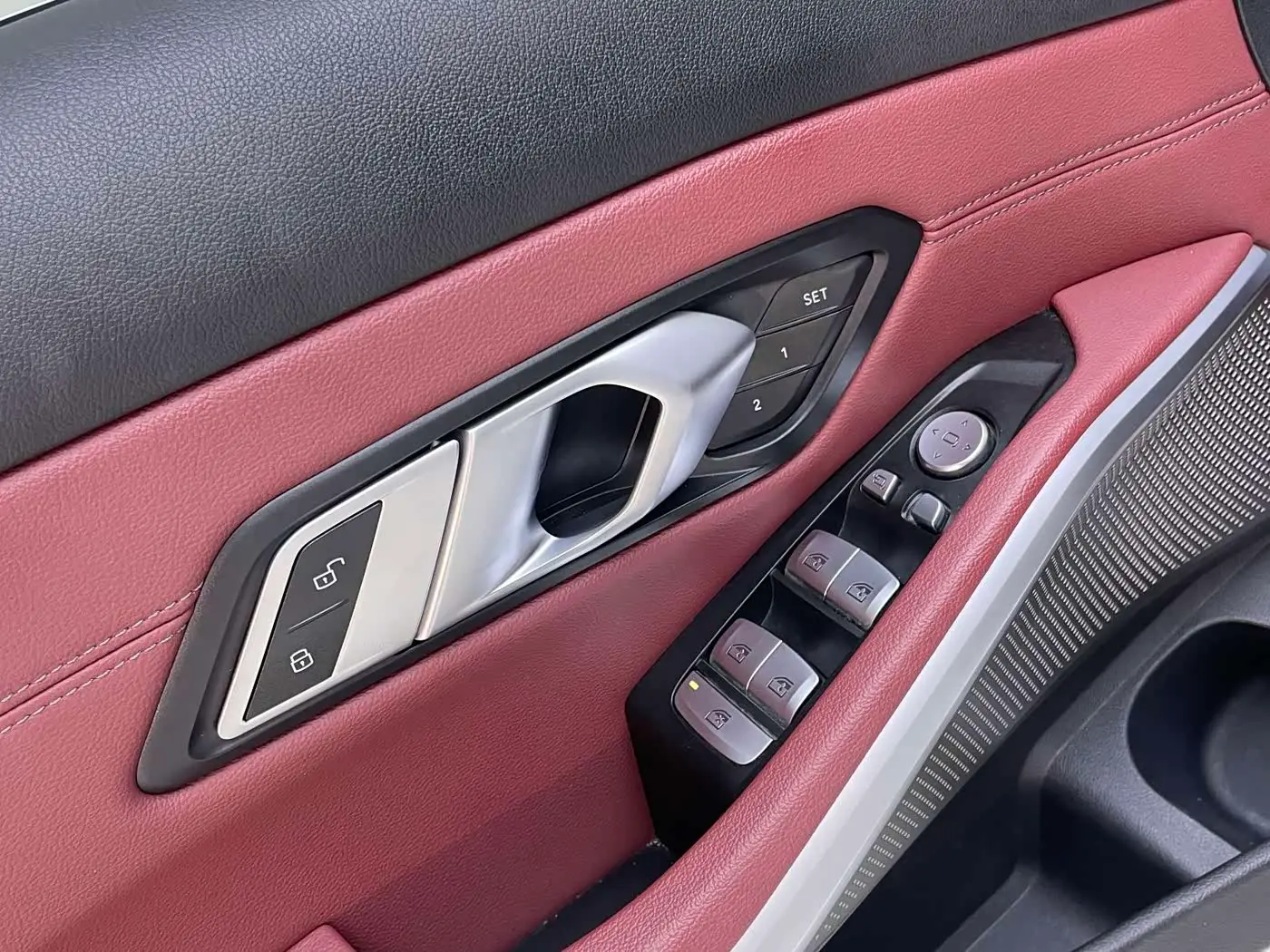 BMW 3 Series 2023 — Photo 11/20
