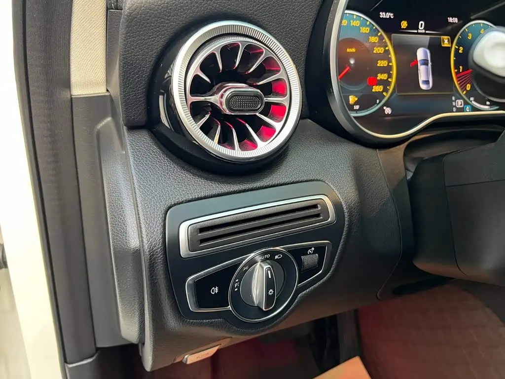 Mercedes-Benz C-Class 2020 — Şəkil 9/20