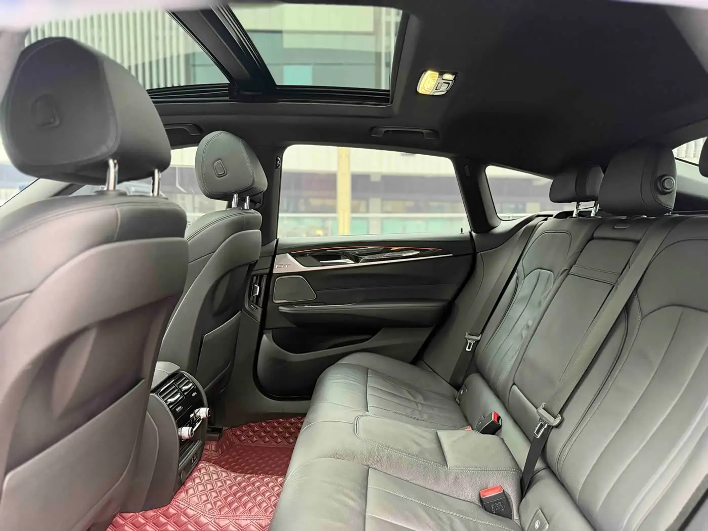 BMW 6 Series GT 2020 — Photo 5/18
