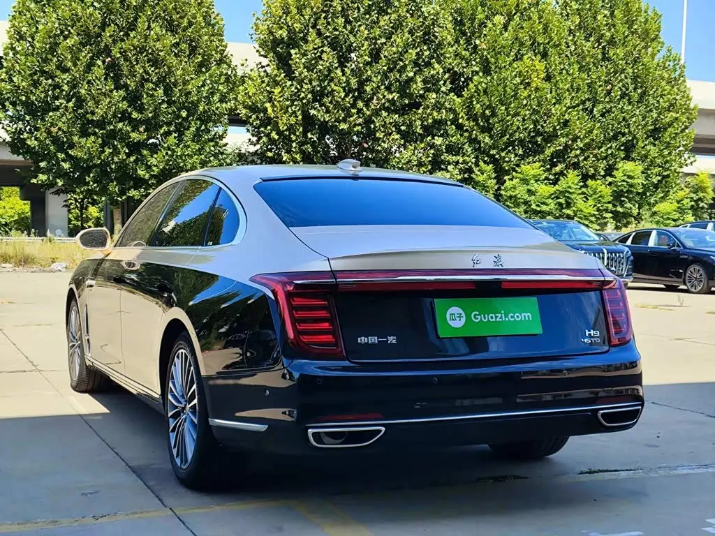 Hongqi H9 2023 — ფოტო 5/20