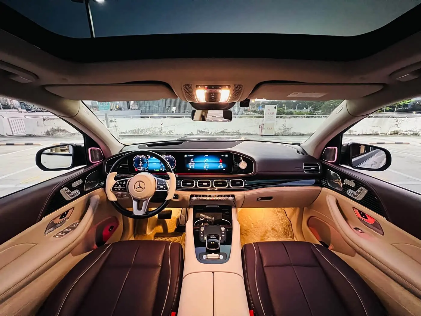 Mercedes-Benz GLS 2023 — Фото 8/20