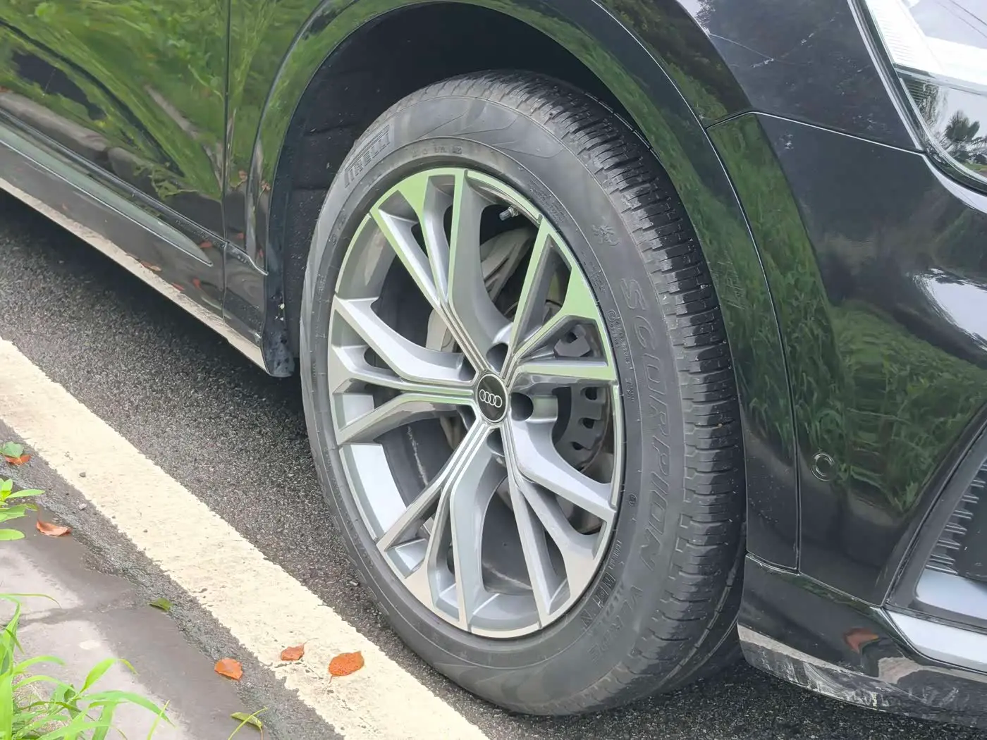Audi Q8 2021 — Photo 17/17