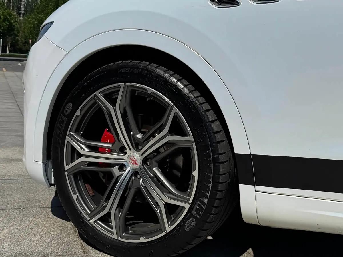 Maserati Levante 2017 — Photo 5/13