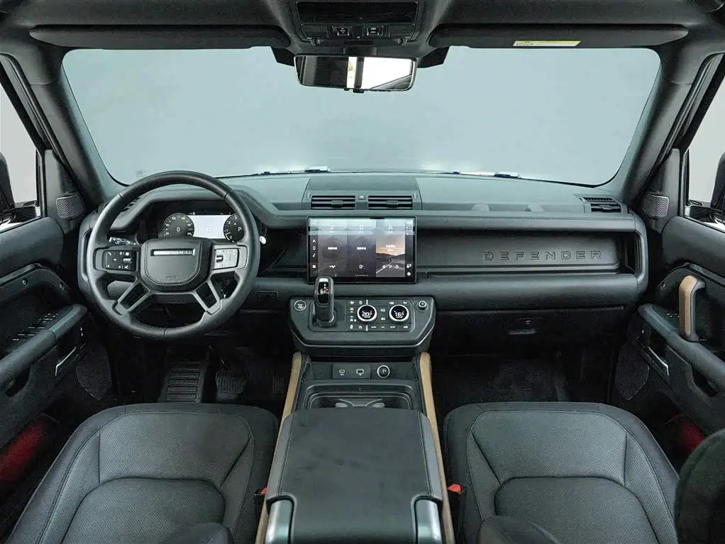Land Rover Defender 2024 — Фото 6/20