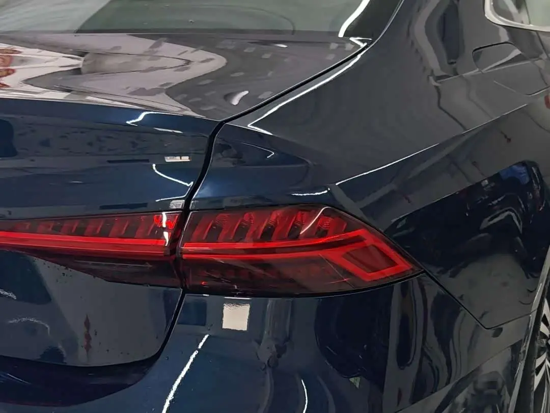 Audi A7L 2024 — Şəkil 6/14