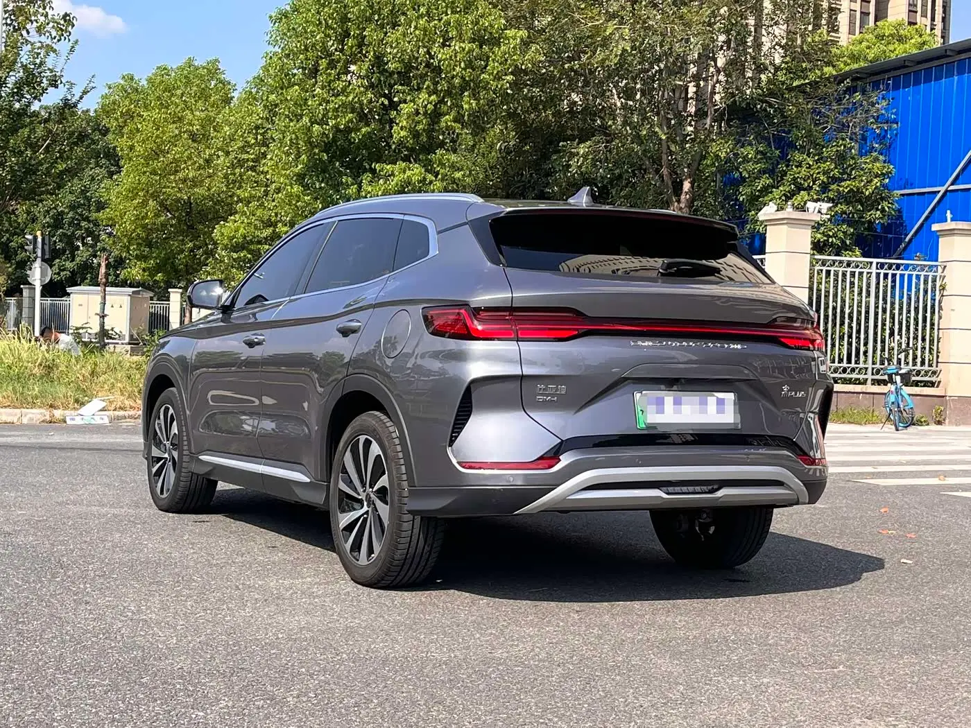 BYD Song PLUS PHEV 2023 — Photo 15/15