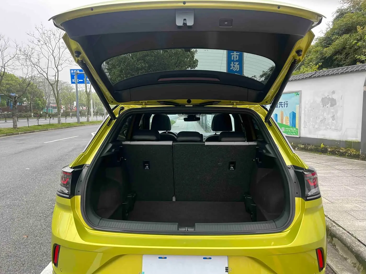 Volkswagen T-ROC 2023 — Фото 13/20