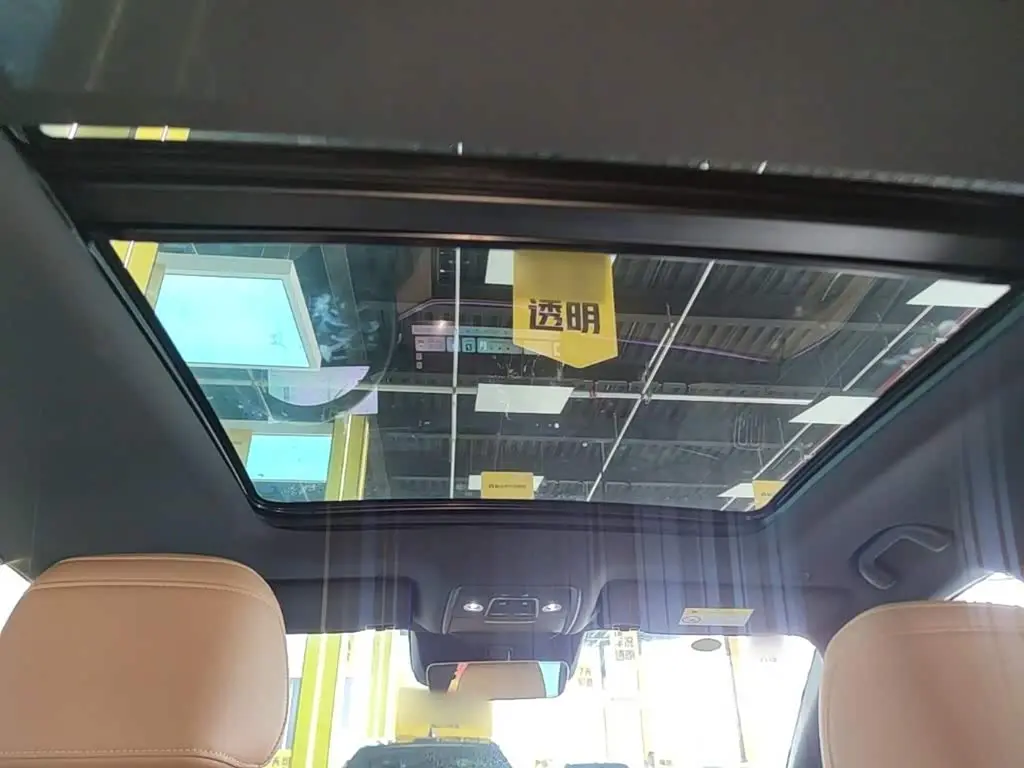 BYD Song L DM-i 2025 — Photo 18/20