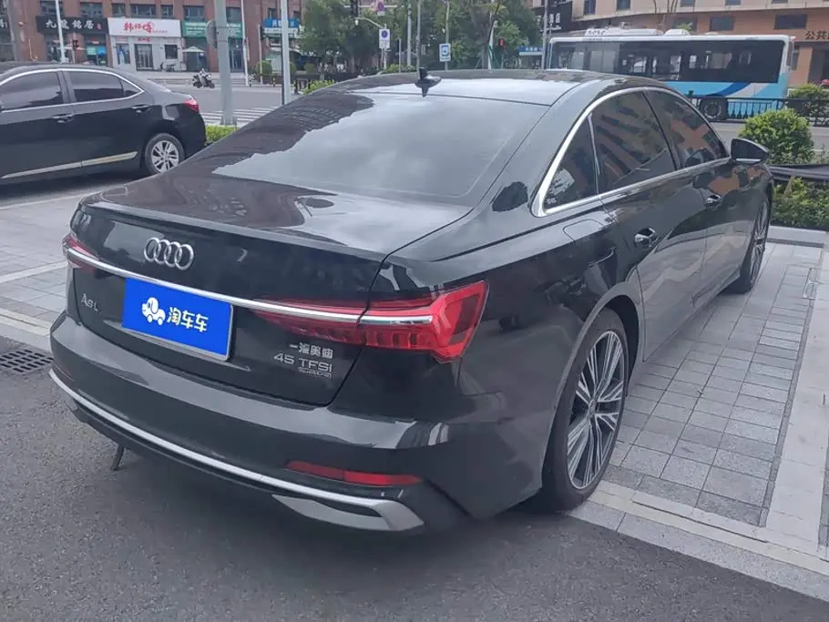 Audi A6L 2024 — Photo 3/16