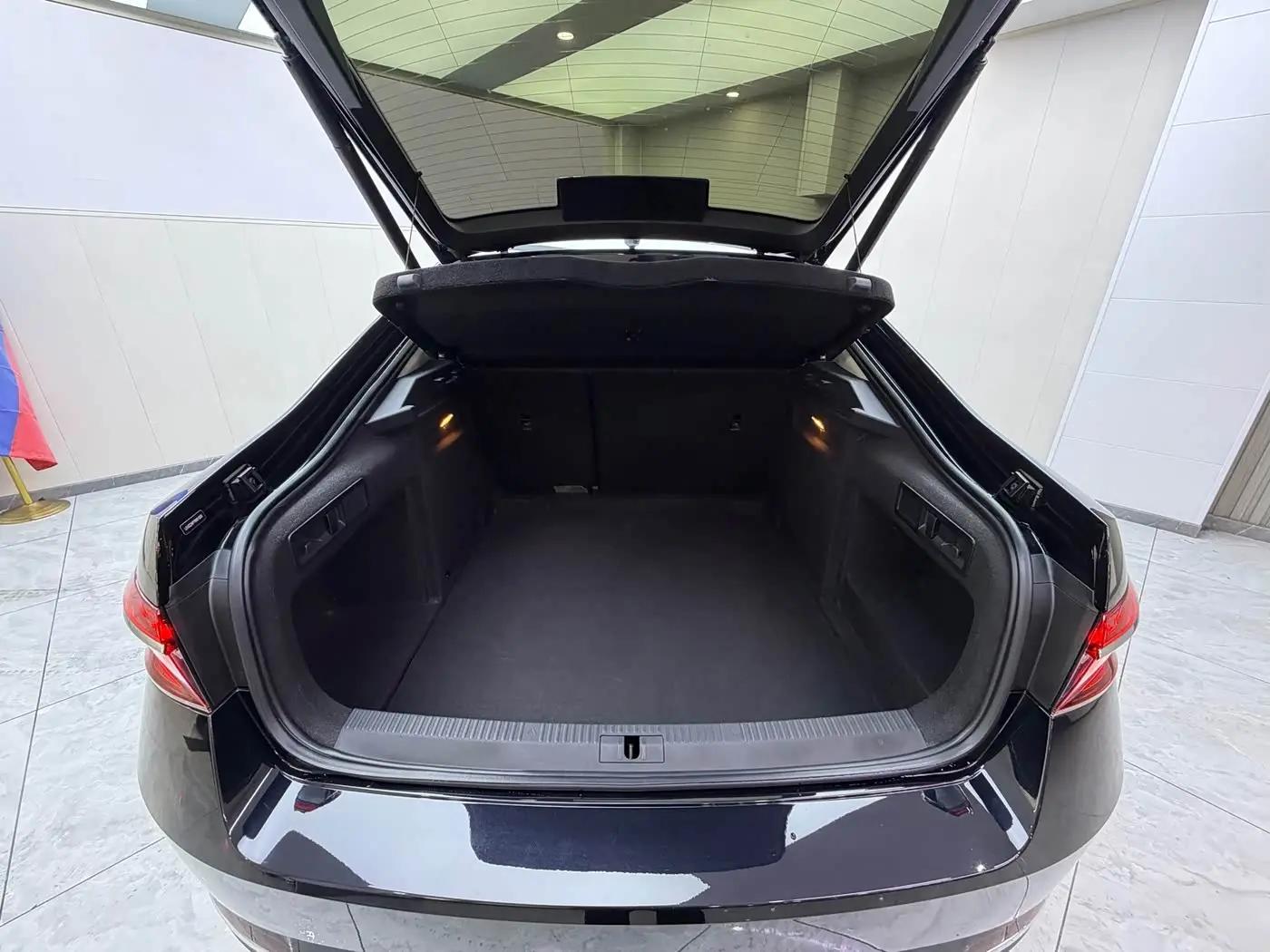 Škoda Superb 2024 — Photo 19/20