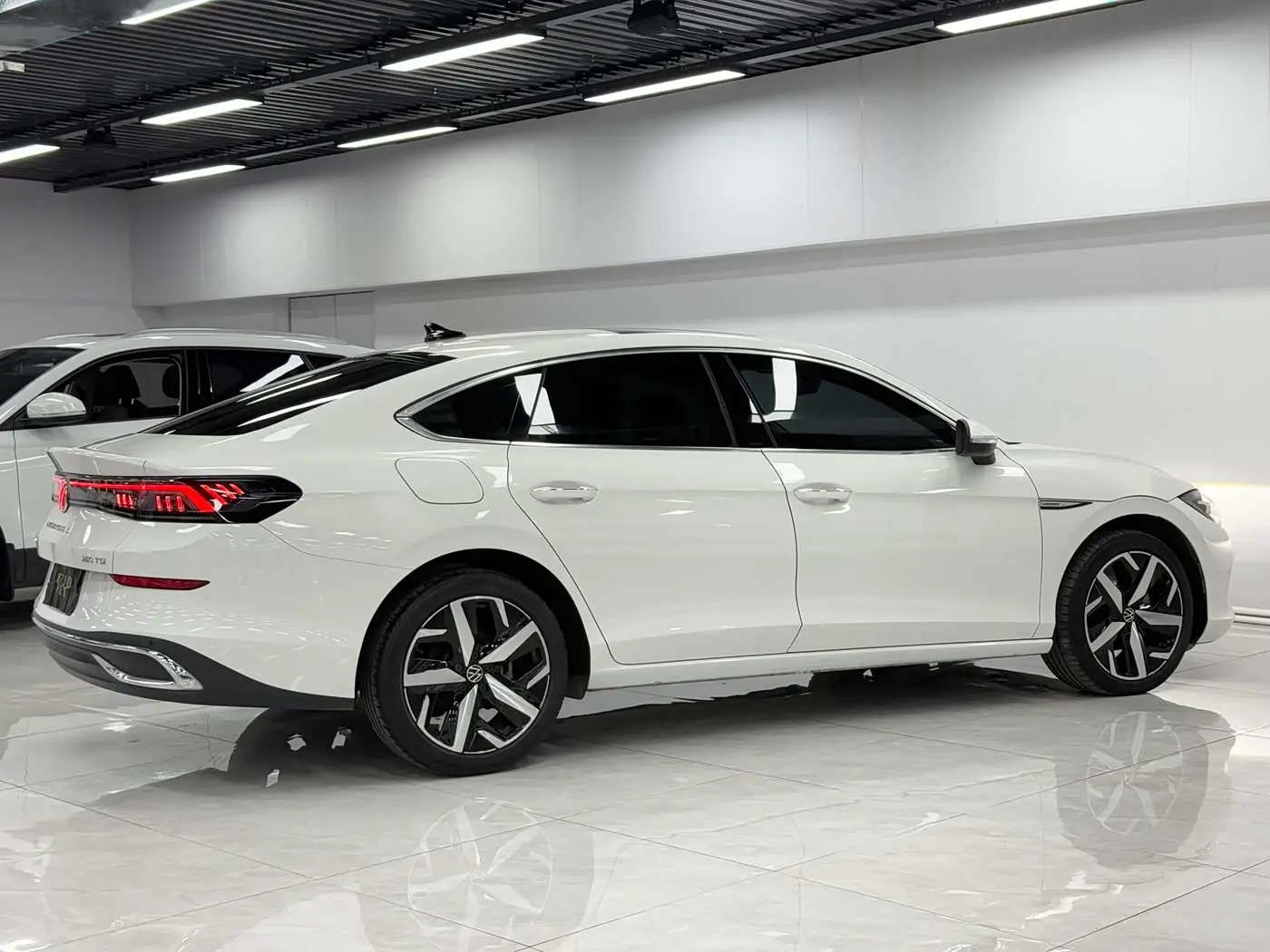 Volkswagen Lamando 2022 — Photo 6/20
