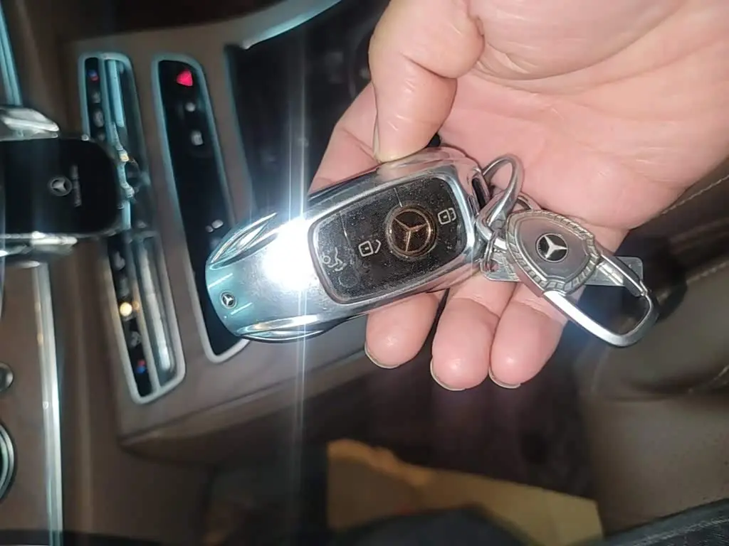 Mercedes-Benz E-Class 2023 — Şəkil 9/20