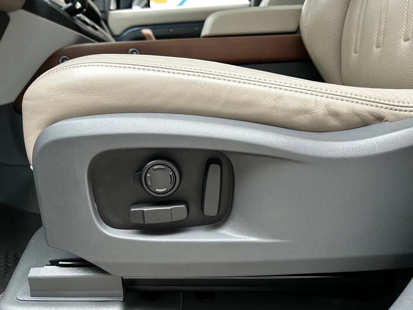 Land Rover Defender 2021 — Şəkil 20/20